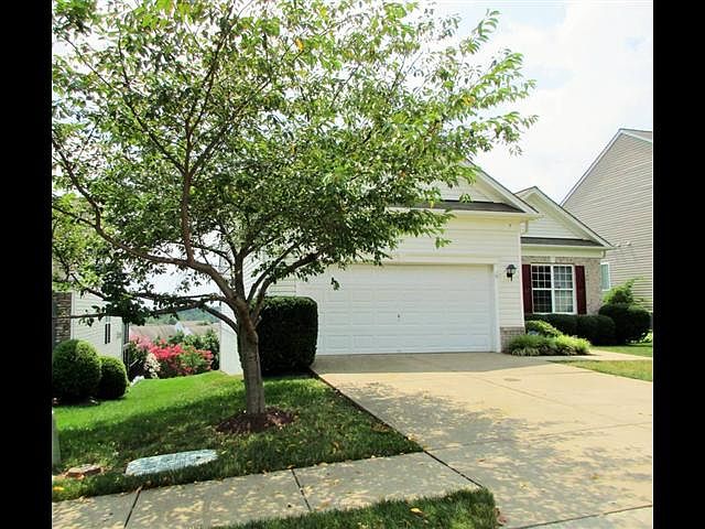 1st image of 7 Castlewood Dr