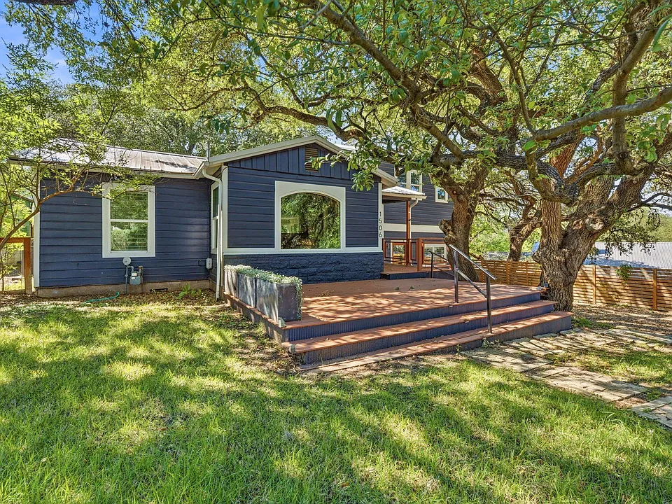 1506 Chelsea Ln