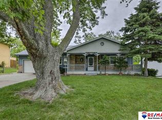 2206 Victoria Ave, Bellevue, NE 68005