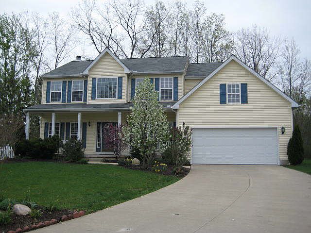 1st image of 1687 Elm Dr