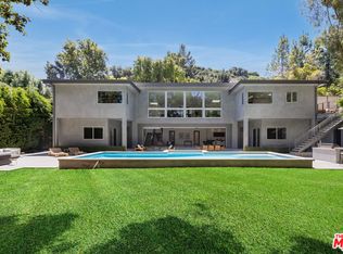 15641 Meadowgate Rd, Encino, CA 91436