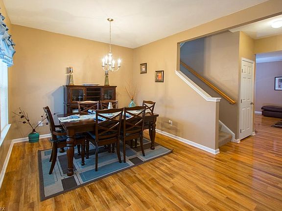 2nd image of 6390 Forest Ridge Dr