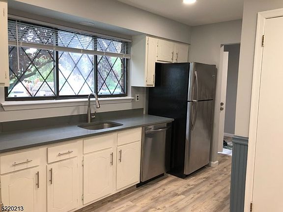4th image of 226 Wildflower Ln #4104