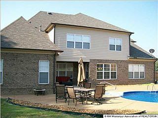 4th image of 1312 Gaston Dr
