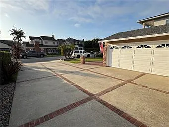 416 Aliso Ave — Photo 41