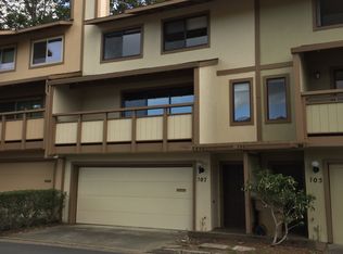 107 Iris Ln, San Rafael, CA 94903