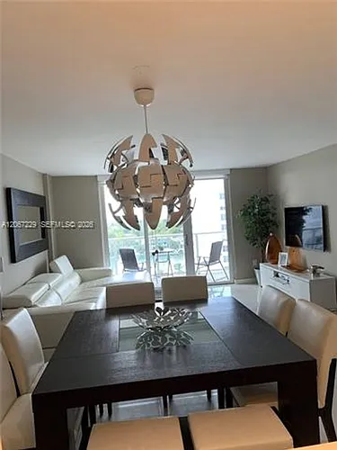 5701 Collins Avenue Cu Photo 1