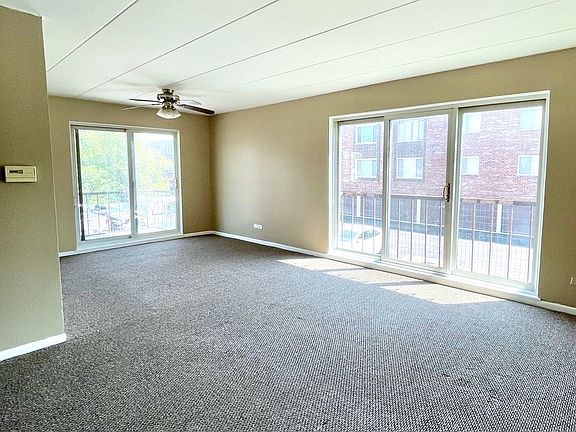 5th image of 10221 S Central Ave #2B
