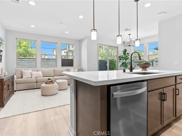 171 Moonflower Rnch, Ladera Ranch, CA 92694