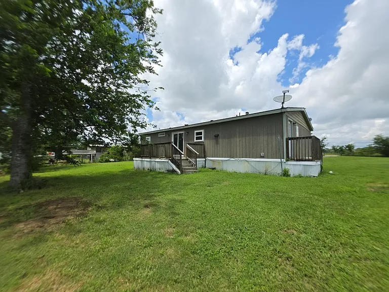 220 County Road 145 — Photo 19