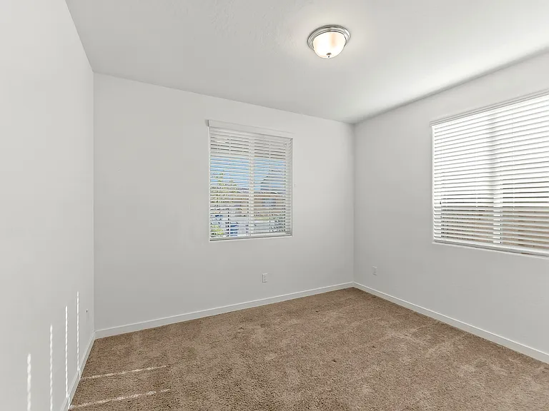 6690 E Adena Ave — Photo 20