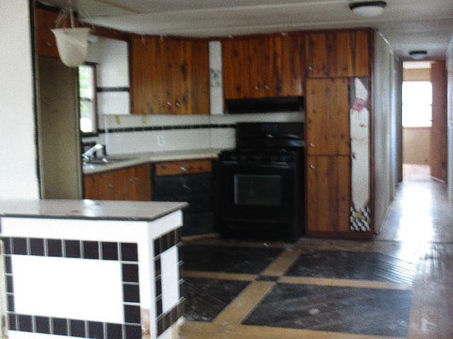 2nd image of 10 E Virgil St