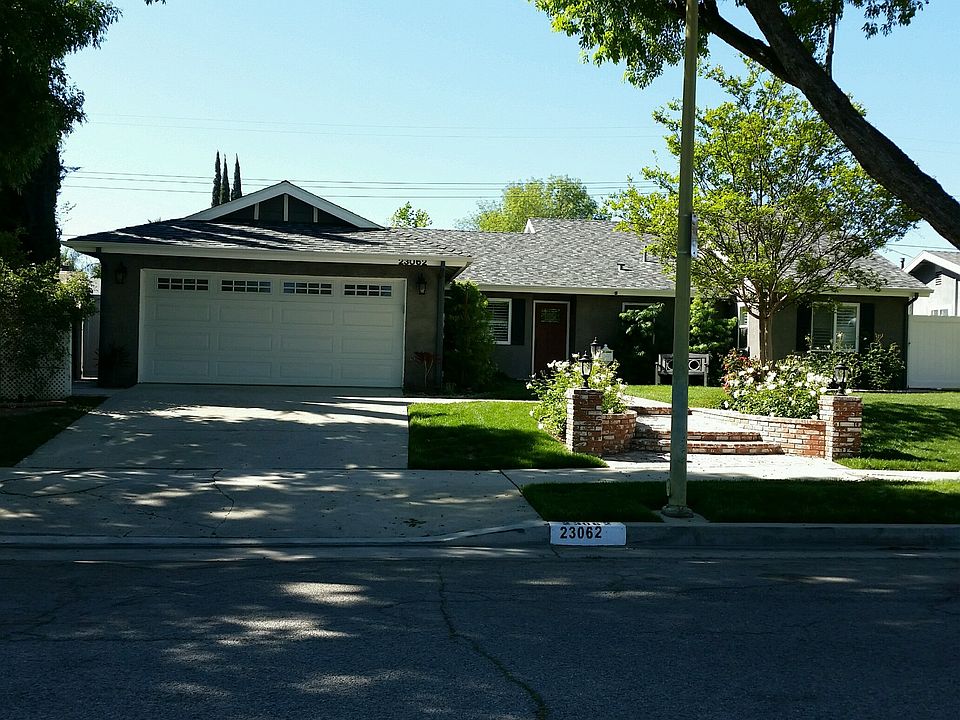 1st image of 23062 Baltar St