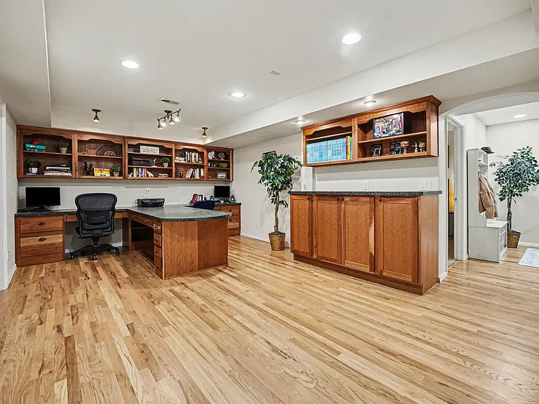 5355 Sage Brush Dr — Photo 17