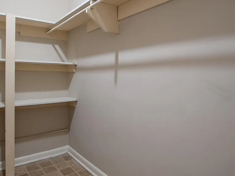 890 Greenwood Ave NE #6 — Photo 11