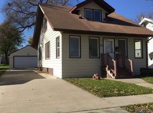 315 N Oakley St, Luverne, MN 56156