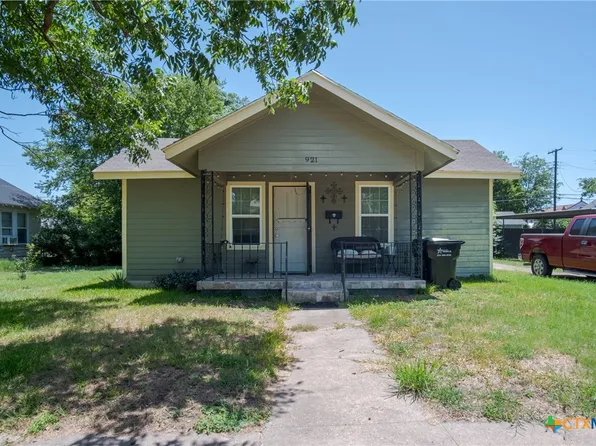 921 S 11th St, Temple, TX 76504