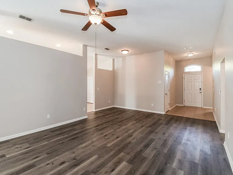 133 N Aberdeenshire Dr — Photo 3