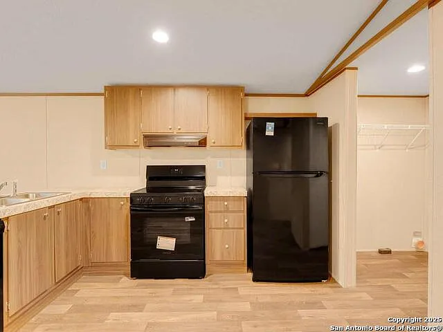 1230 Greenbriar — Photo 10