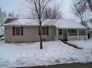 303 Cherokee St, Oskaloosa, KS 66066