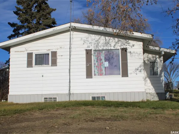 102 Highway AVENUE W, Preeceville, SK S0A 3B0