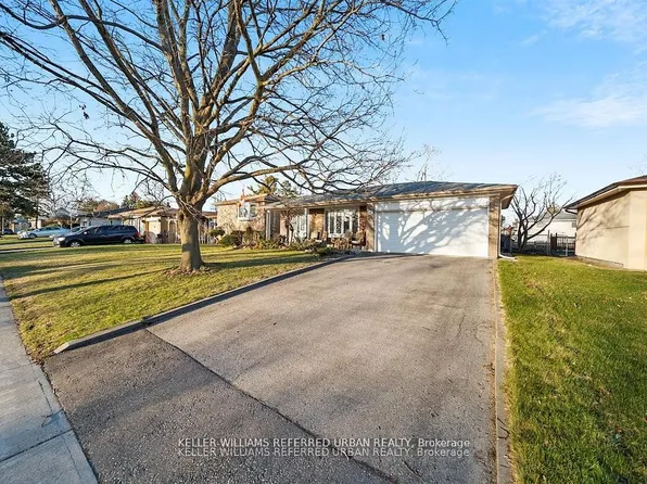 181 Centennial Rd, Toronto, ON M1C 2A1