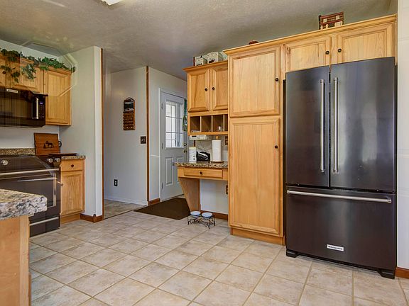 4th image of 5560 N Brynwood Ln
