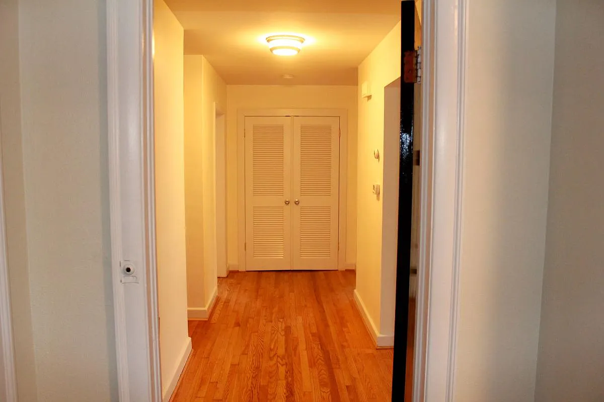 2 bed, 920 sqft, $1,525 — Photo 3