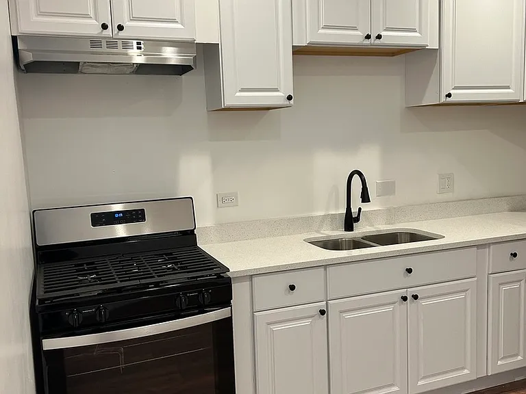 6016 S Saint Lawrence Ave #1 — Photo 15