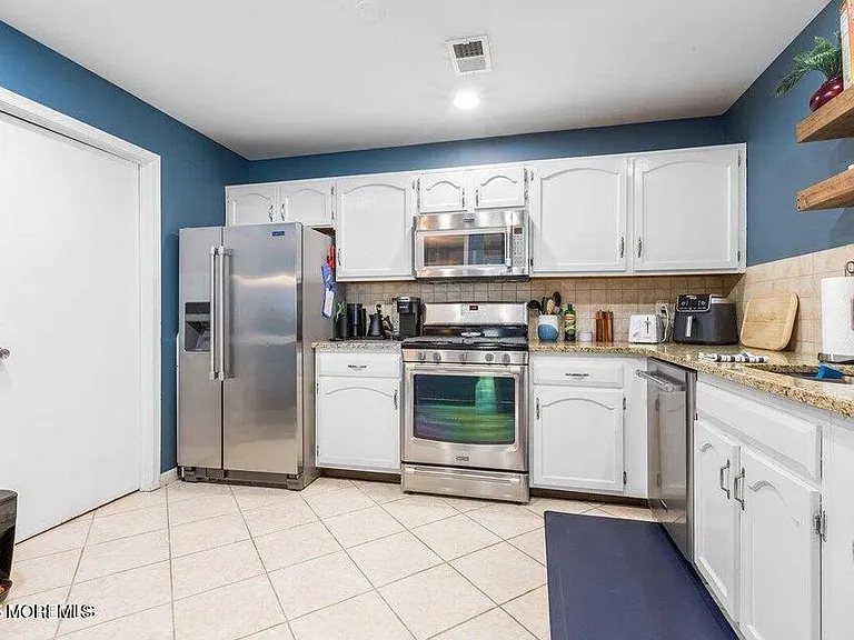 334 Mayfair Pl — Photo 13