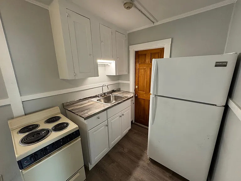 103 Portland St #1 — Photo 5