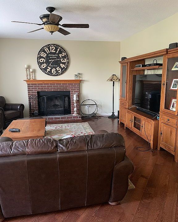 2nd image of 49 Trotter Ln
