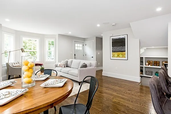 10 Brook St #1 — Photo 3