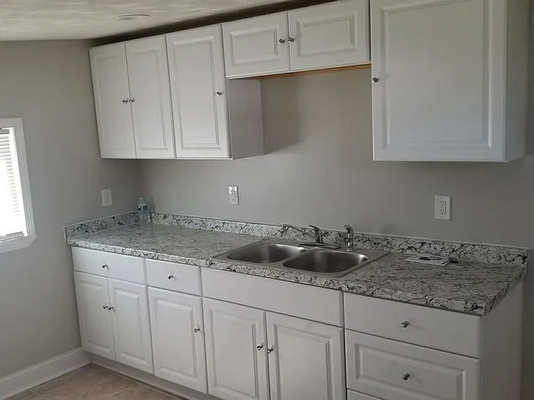 13831 Main St SE — Photo 3