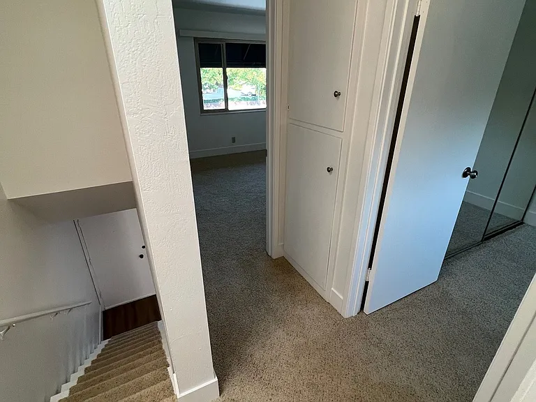 Danville Court Apartments — Photo 20