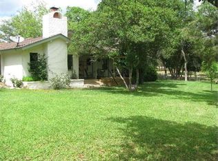 5251 Rr 32, Blanco, TX 78606