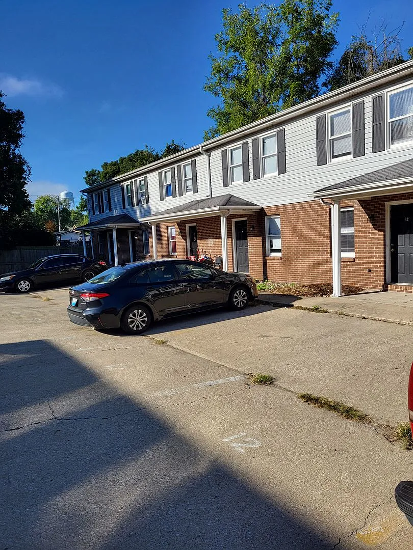 201 Courtland Avenue — Photo 1