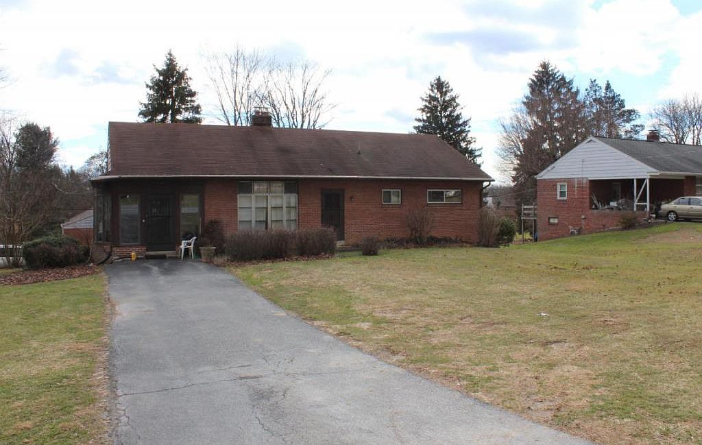 1906 Millersville Pike, Lancaster, PA 17603 Zillow