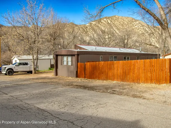 5033 County Road 335 Trailer 135, New Castle, CO 81647