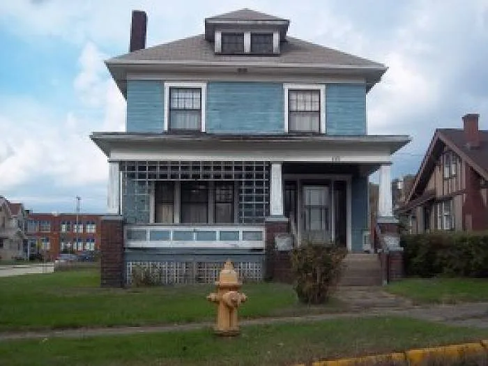 601 Gilbert Ave photo 1