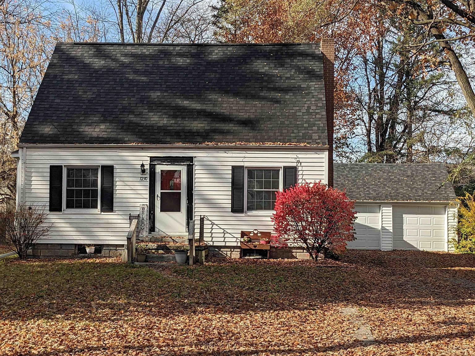 1230 S Center Rd, Saginaw, MI 48638 Zillow