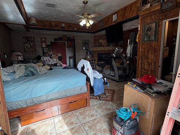 4th image of 2509 N 49TH Avenue
