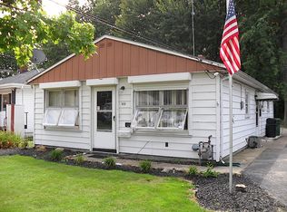 1330 Waverly Rd, Eastlake, OH 44095