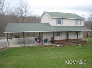 571 Calder Ridge Rd, Belpre, OH 45714