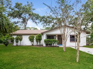 801 E 9th St, Apopka, FL 32703