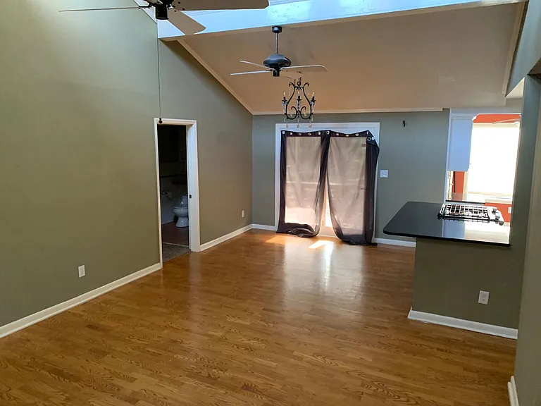 10113 Wedge Ct — Photo 2