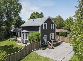 72 Vincent St, Newmarket, ON L3Y 4G5