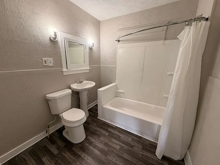 1063 Norwood Ave #2 — Photo 10
