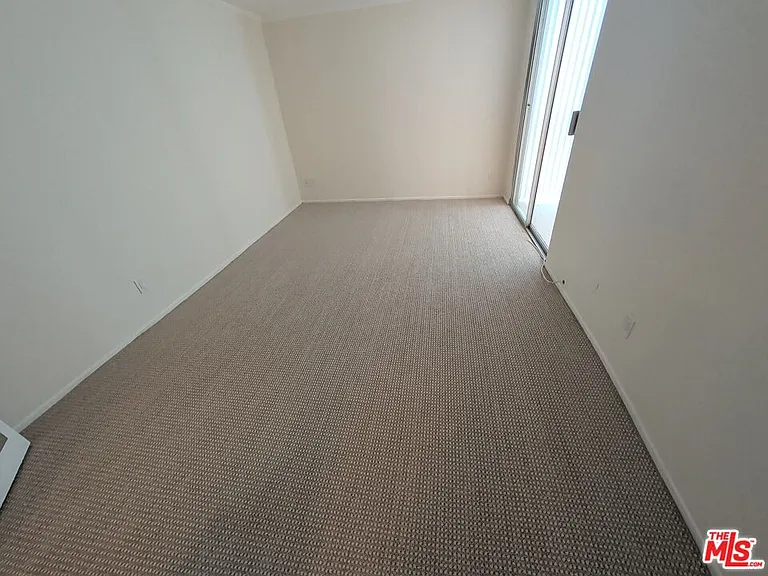415 Montana Ave #203 — Photo 12