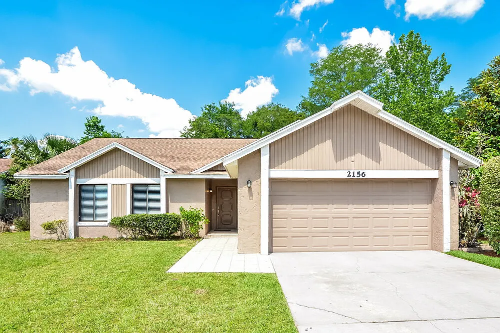 3 bed, 2.0 bath, 2010 sqft, $2,460 — Photo 1